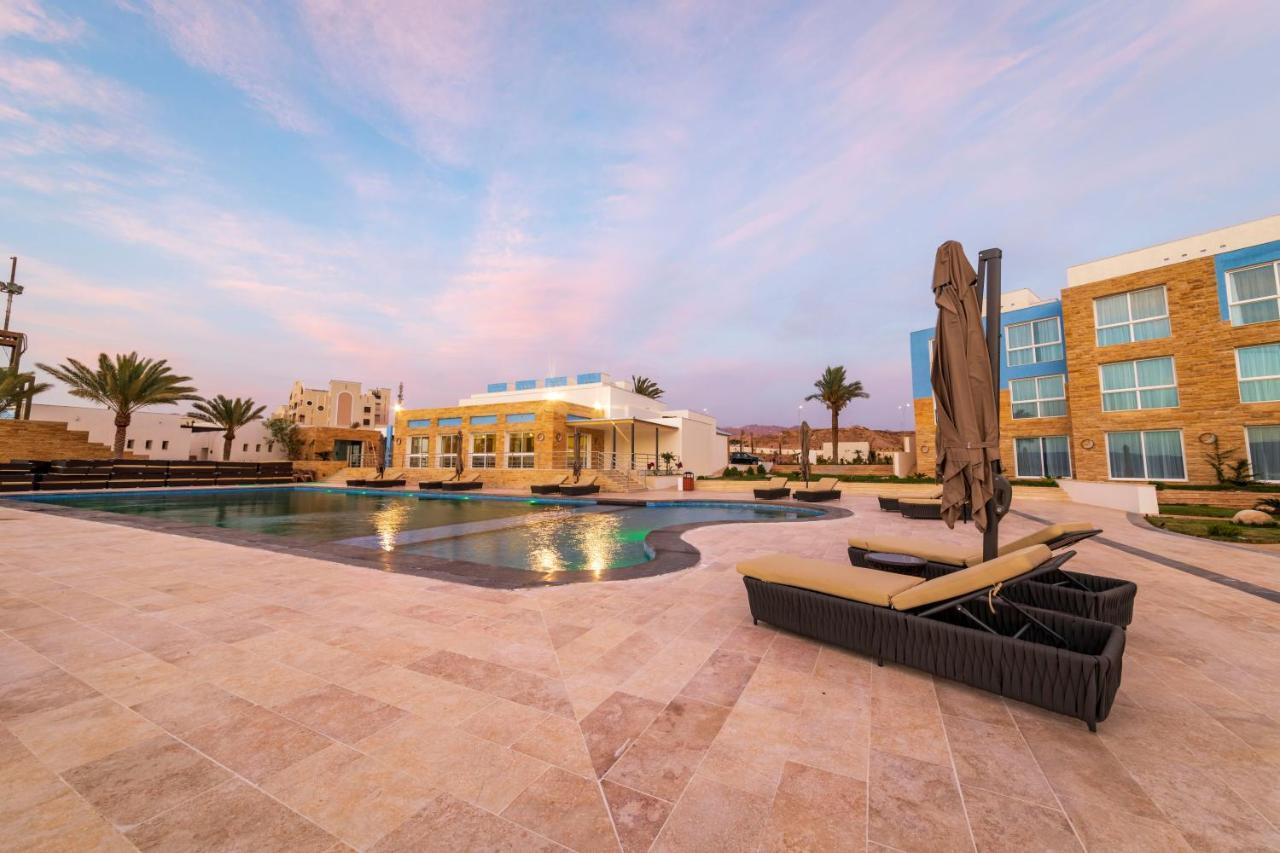 Luxotel Aqaba Beach Resort & Spa Only 15 Years Plus 외부 사진