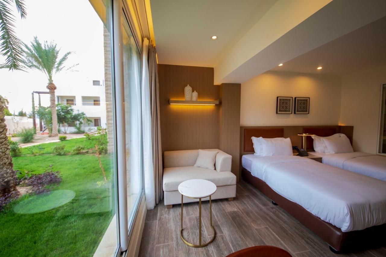 Luxotel Aqaba Beach Resort & Spa Only 15 Years Plus 외부 사진