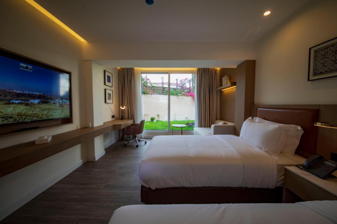 Luxotel Aqaba Beach Resort & Spa Only 15 Years Plus 외부 사진